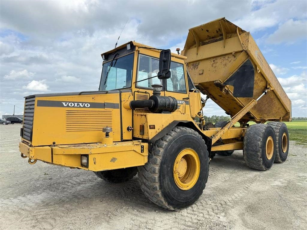 Volvo A25C - Zglobni kiper: slika 1 Volvo A25C - Zglobni kiper: slika 1