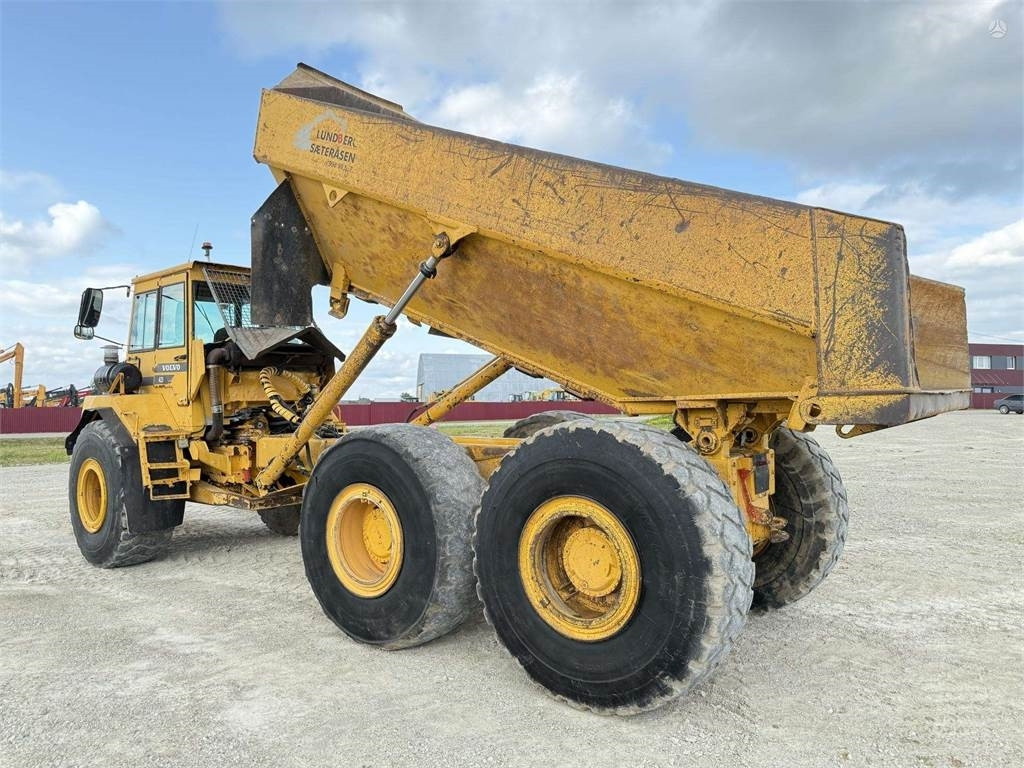 Volvo A25C - Zglobni kiper: slika 3 Volvo A25C - Zglobni kiper: slika 3