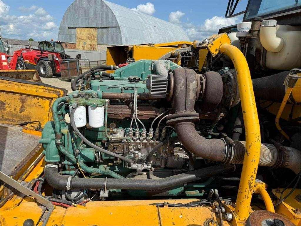 Zglobni kiper Volvo A25C, Nr. 5: slika 19