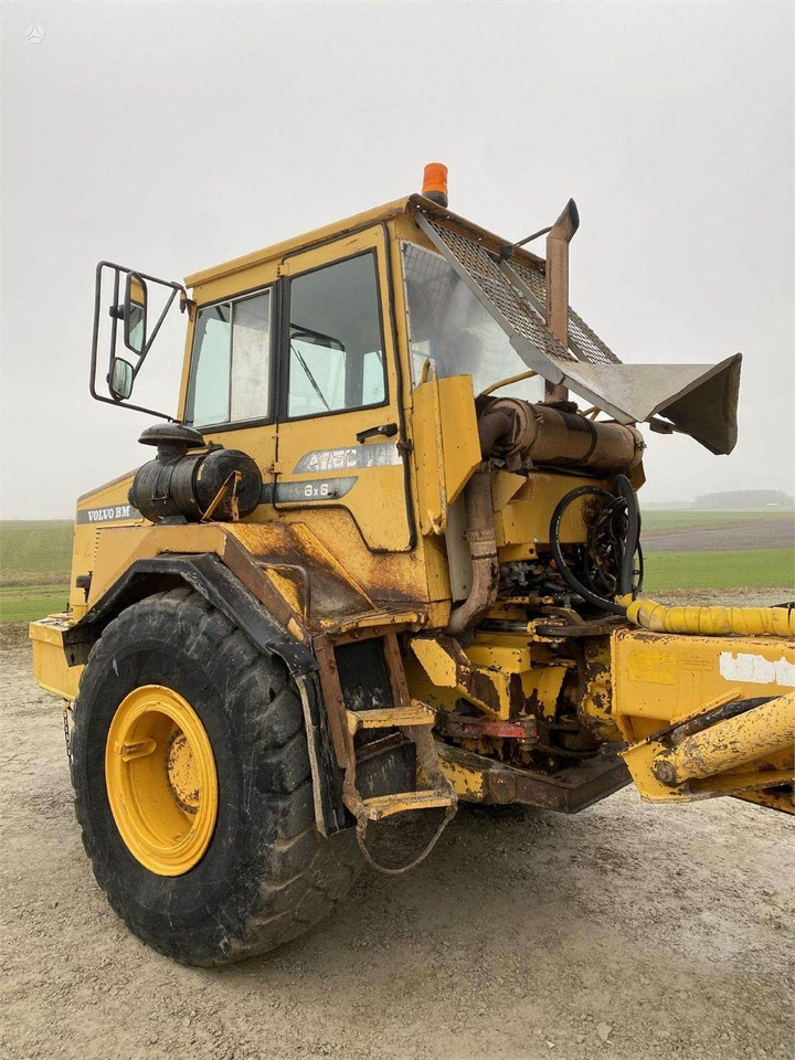 Volvo A25C , Nr.8  Volvo A25C , Nr.8: slika 23