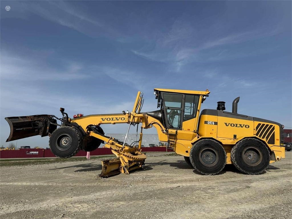 Volvo G976 6x6 Canada made - Grejder: slika 2 Volvo G976 6x6 Canada made - Grejder: slika 2