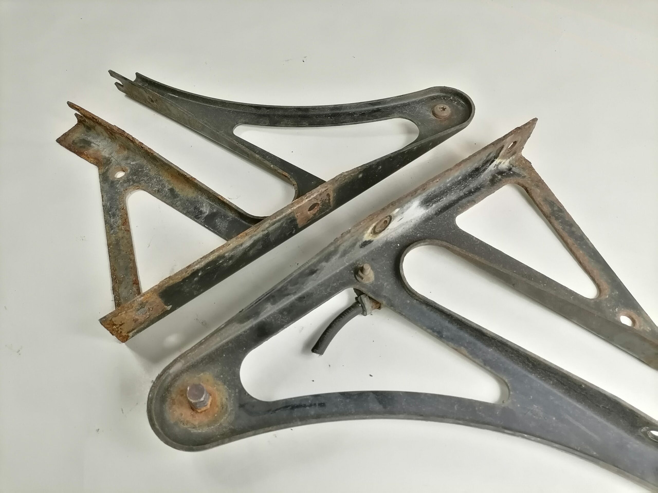 DAF Bracket 1663012 - Ram/ Šasija za Kamion: slika 3 DAF Bracket 1663012 - Ram/ Šasija za Kamion: slika 3