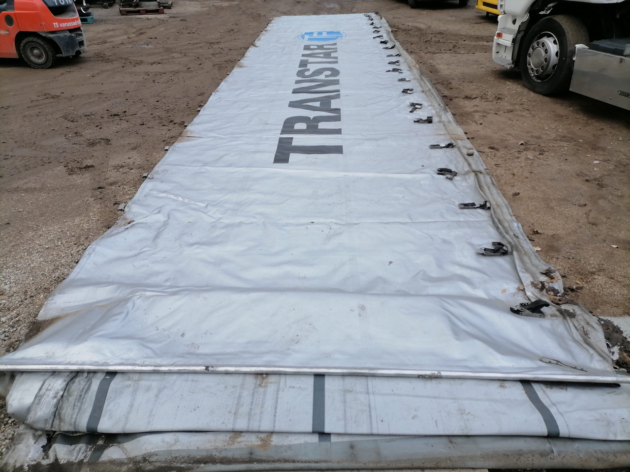 KRONE Haagise küljetent - Univerzalni deo za Kamion: slika 2 KRONE Haagise küljetent - Univerzalni deo za Kamion: slika 2