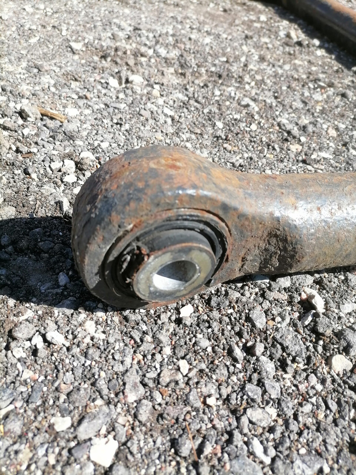 MAN Anti-roll bar 81437156116 - Balans štangla za Kamion: slika 3 MAN Anti-roll bar 81437156116 - Balans štangla za Kamion: slika 3