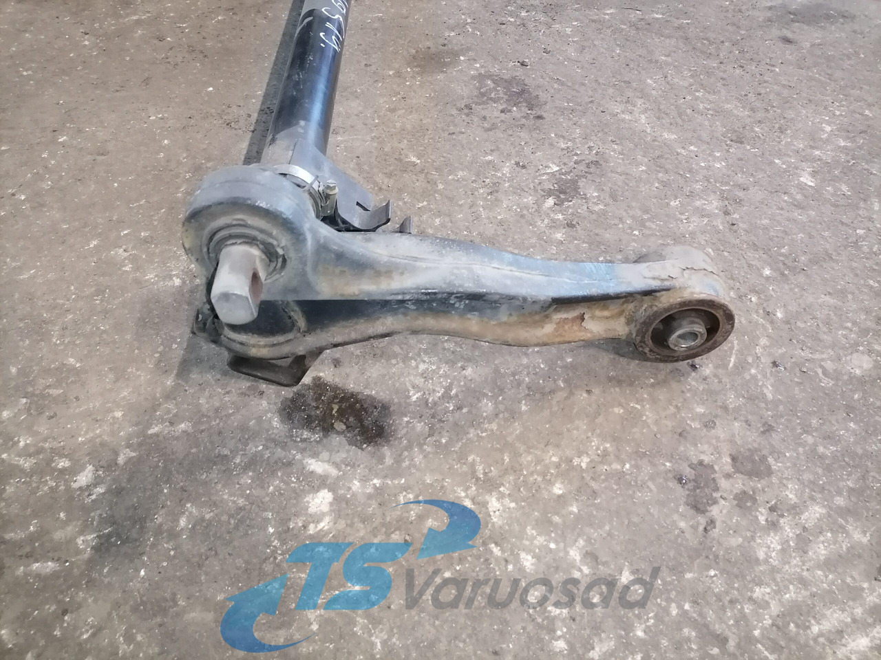 MAN Cab anti-roll bar 81417156016 - Oslanjanje kabine za Kamion: slika 3 MAN Cab anti-roll bar 81417156016 - Oslanjanje kabine za Kamion: slika 3