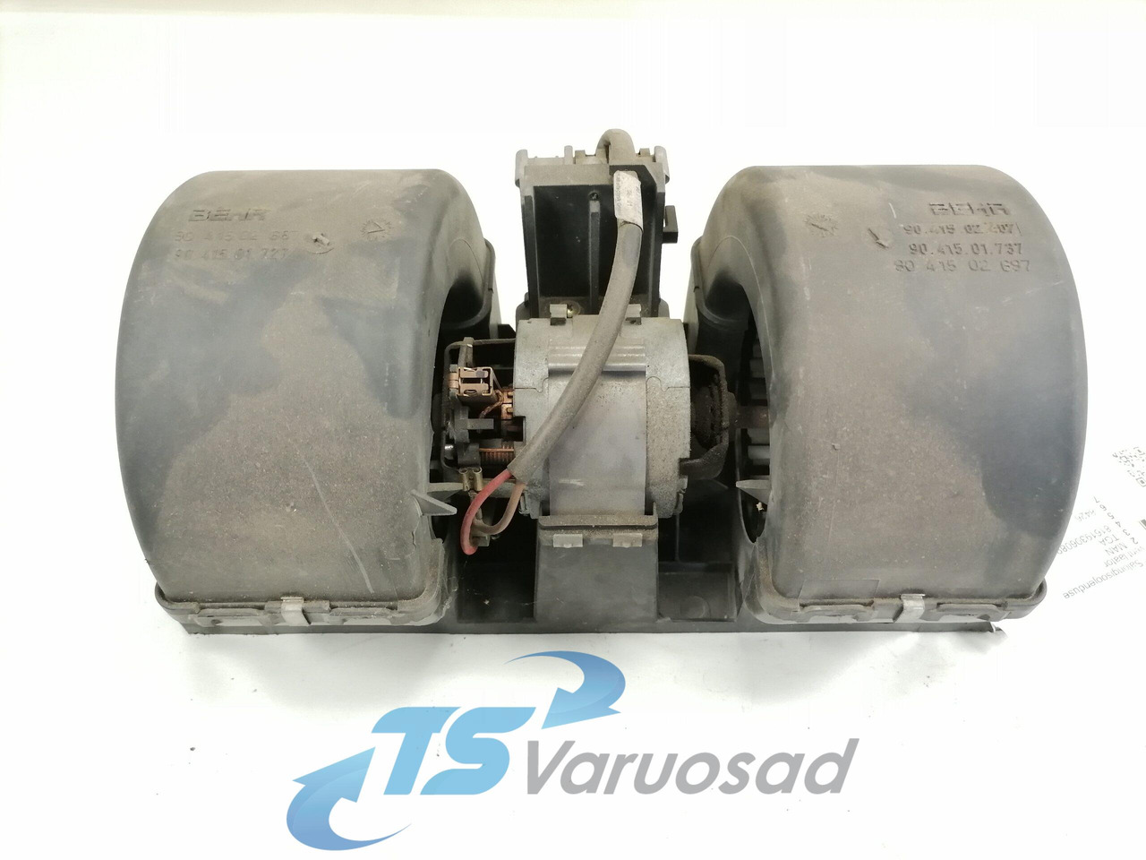 MAN Cab fan 81619306089 - Grejanje/ Ventilacija za Kamion: slika 4 MAN Cab fan 81619306089 - Grejanje/ Ventilacija za Kamion: slika 4
