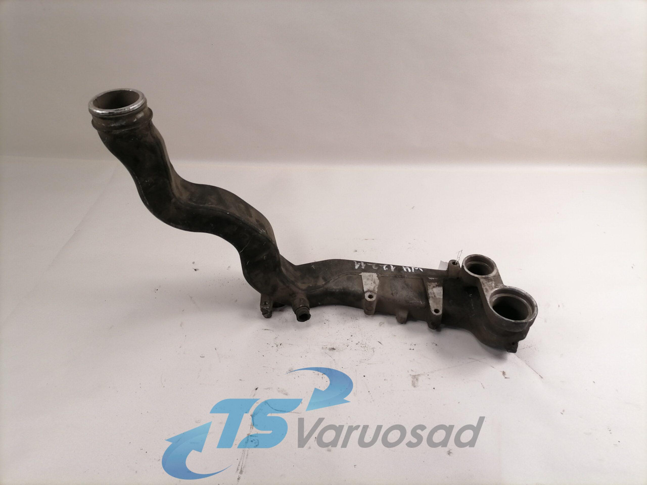 MAN Coolant pipe 51063023261 - Sistem za hlađenje za Kamion: slika 1 MAN Coolant pipe 51063023261 - Sistem za hlađenje za Kamion: slika 1