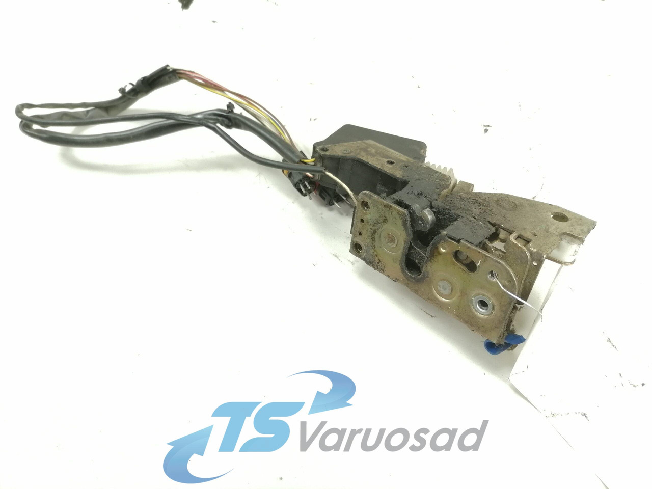 MAN Door lock 81626806122 - Vrata i delovi za Kamion: slika 1 MAN Door lock 81626806122 - Vrata i delovi za Kamion: slika 1