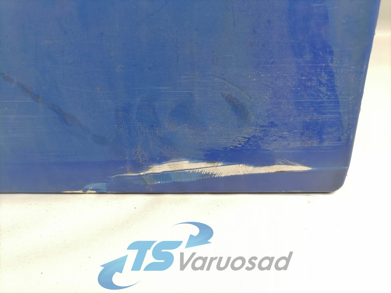 MAN Ukse pikendus, parem 81626100018 - Vrata i delovi za Kamion: slika 4 MAN Ukse pikendus, parem 81626100018 - Vrata i delovi za Kamion: slika 4