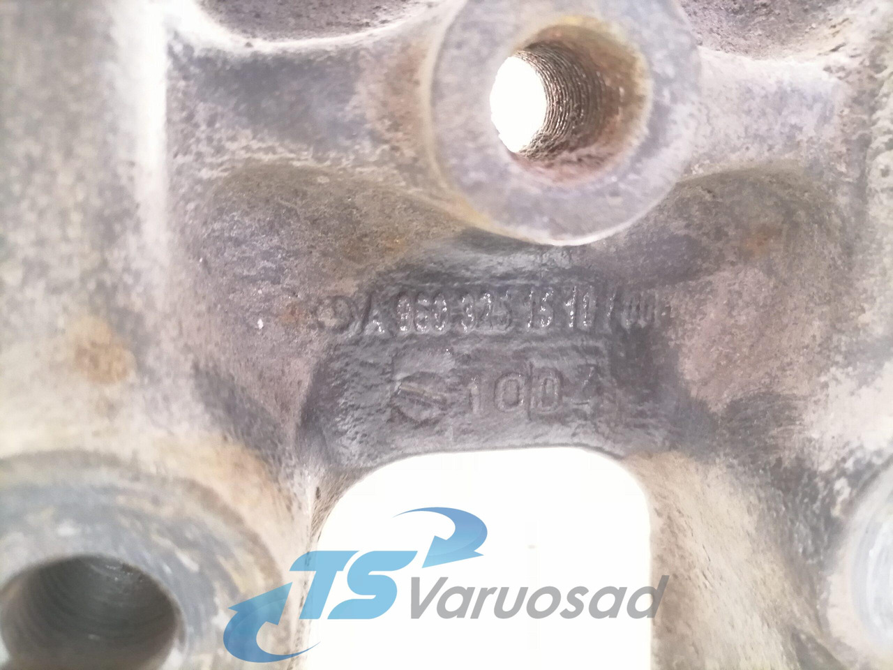 Mercedes-Benz Air spring bracket A9603251510 - Pneumatska suspenzija za Kamion: slika 4 Mercedes-Benz Air spring bracket A9603251510 - Pneumatska suspenzija za Kamion: slika 4