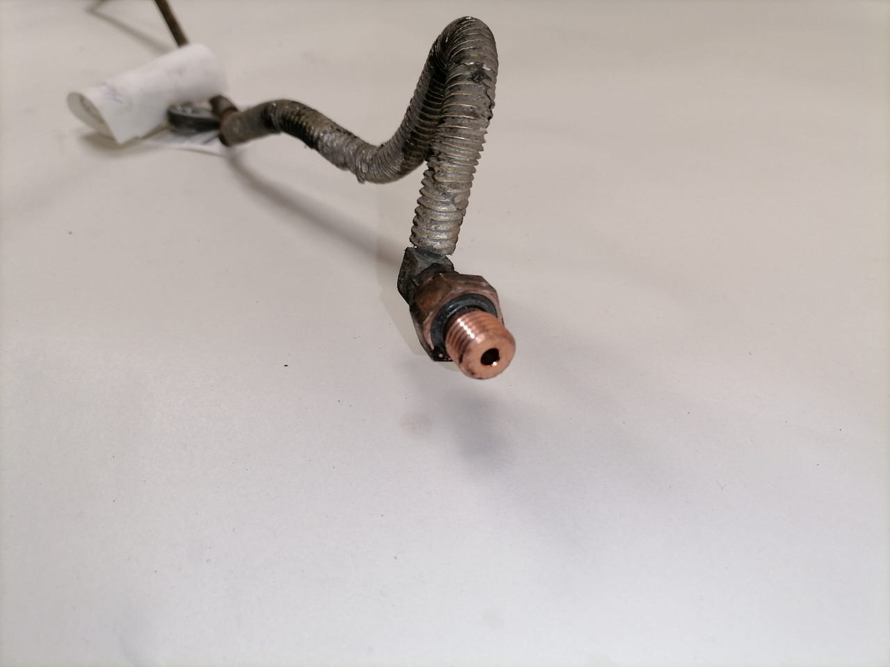 Mercedes-Benz Compressor air pipe A4710901137 - Zračne kočnice za Kamion: slika 2 Mercedes-Benz Compressor air pipe A4710901137 - Zračne kočnice za Kamion: slika 2