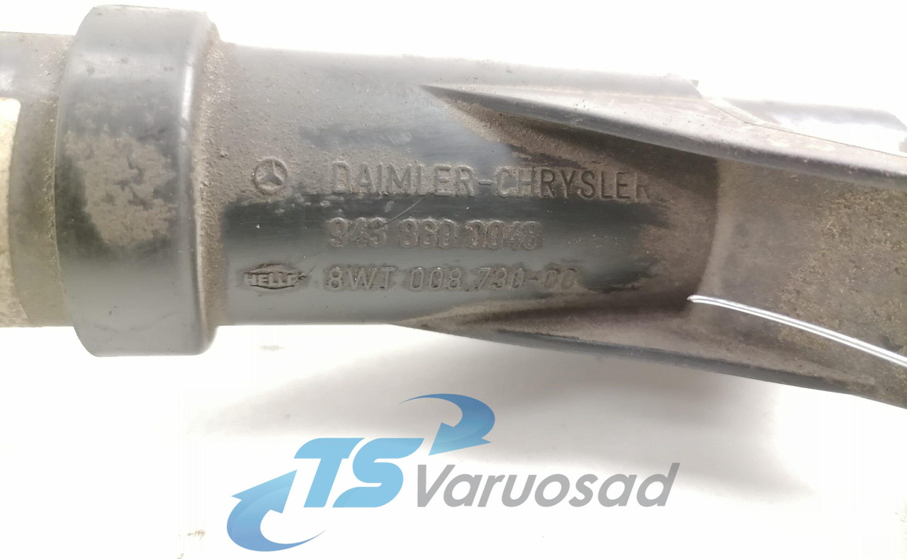 Mercedes-Benz Headlight washer system A9438600048 - Brisač za Kamion: slika 3 Mercedes-Benz Headlight washer system A9438600048 - Brisač za Kamion: slika 3