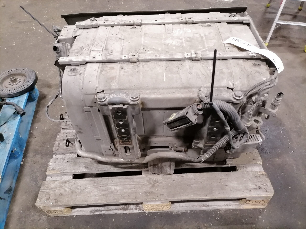 Mercedes-Benz Muffler A0064908512 - Prigušivač za Kamion: slika 4 Mercedes-Benz Muffler A0064908512 - Prigušivač za Kamion: slika 4