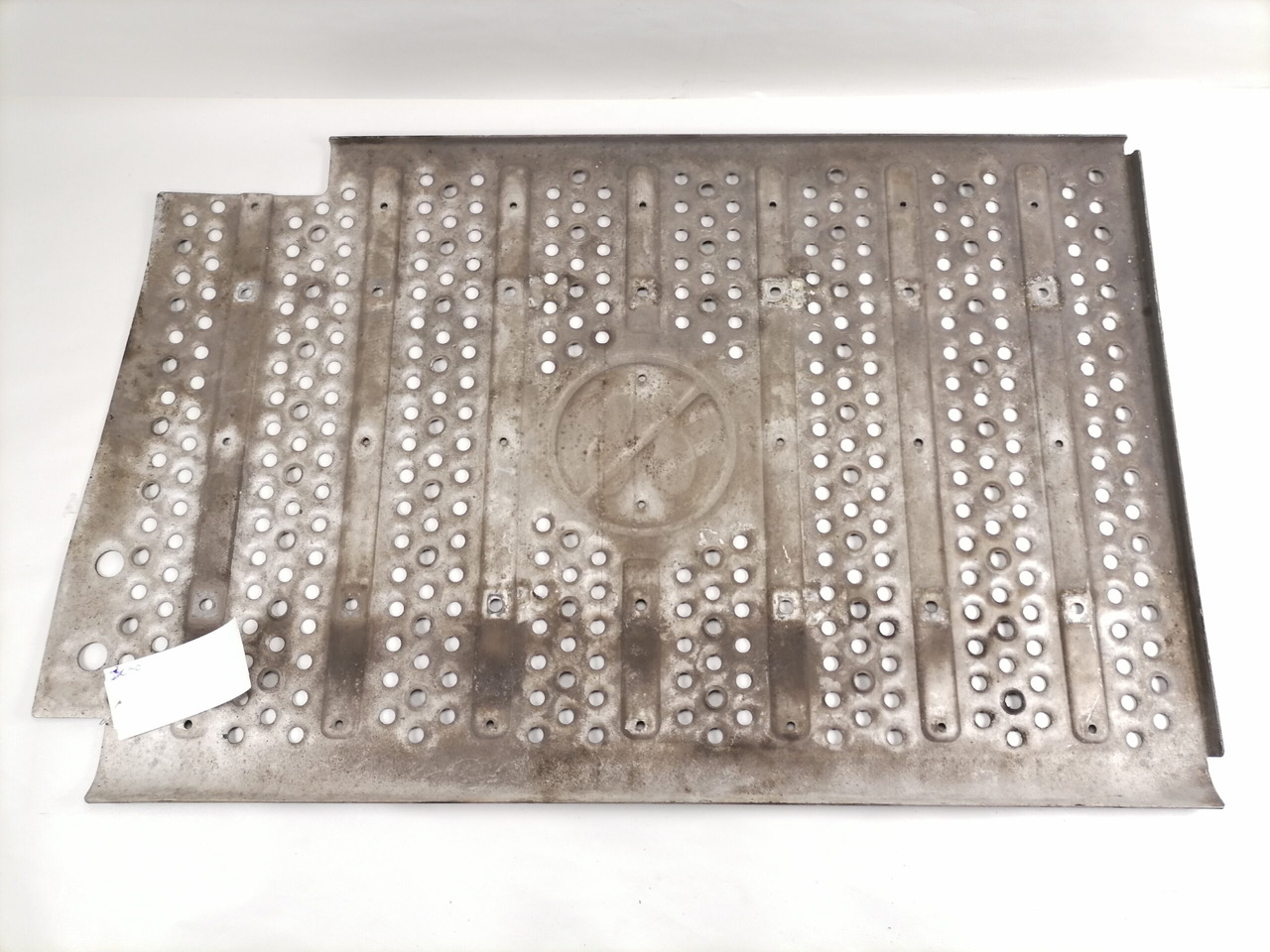 Mercedes-Benz Muffler cover A9604923930 - Prigušivač za Kamion: slika 3 Mercedes-Benz Muffler cover A9604923930 - Prigušivač za Kamion: slika 3