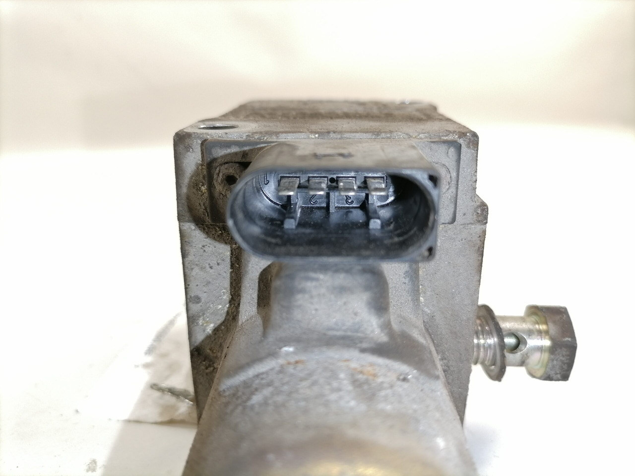 Mercedes-Benz Õhuregulaator A0001531559 - Turbo za Kamion: slika 2 Mercedes-Benz Õhuregulaator A0001531559 - Turbo za Kamion: slika 2
