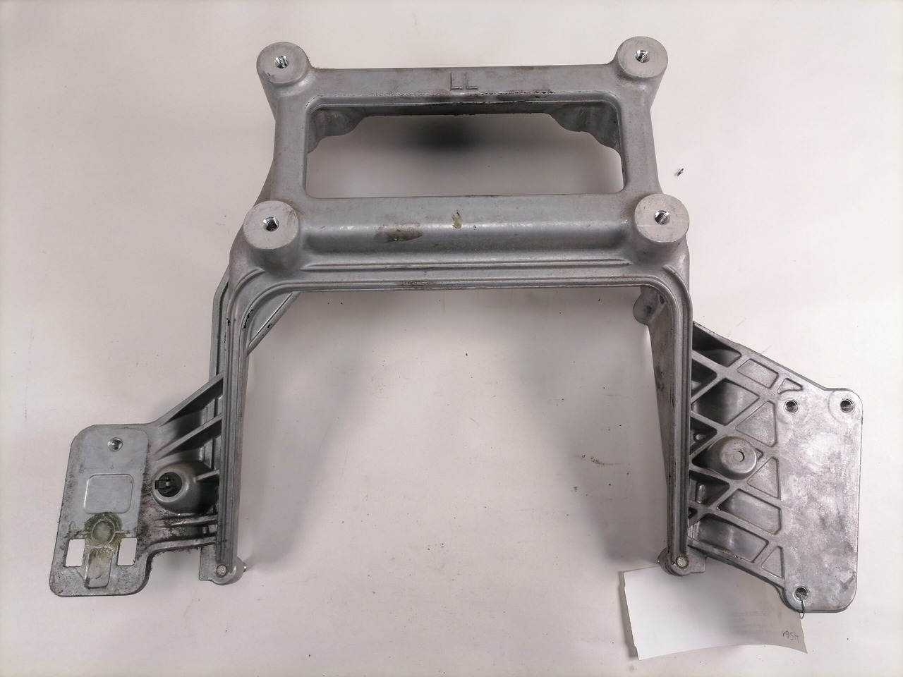 Mercedes-Benz Roolisamba kandur A9604610235 - Stub upravljača za Kamion: slika 4 Mercedes-Benz Roolisamba kandur A9604610235 - Stub upravljača za Kamion: slika 4