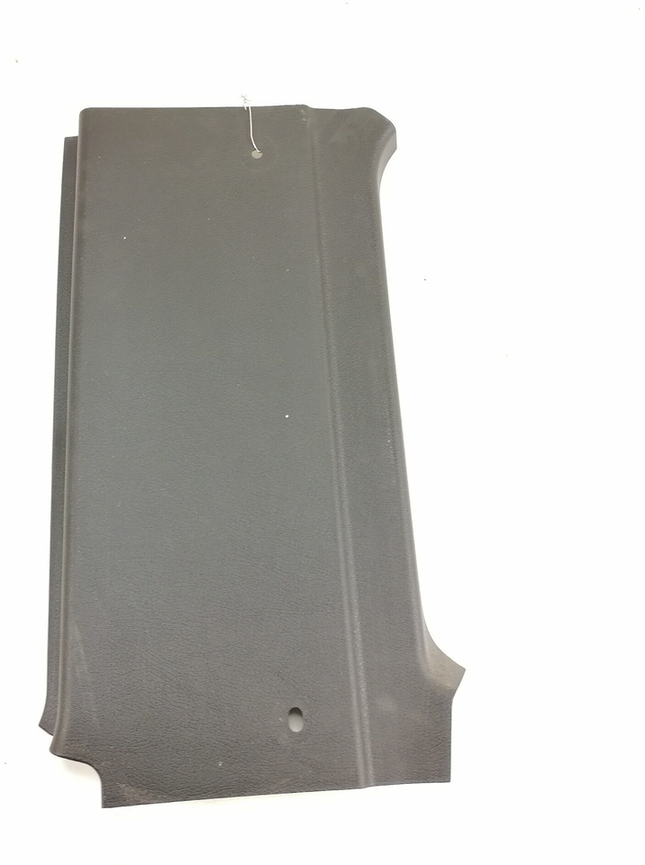 Mercedes-Benz Salongi plastik A9606923201 - Univerzalni deo za Kamion: slika 1 Mercedes-Benz Salongi plastik A9606923201 - Univerzalni deo za Kamion: slika 1