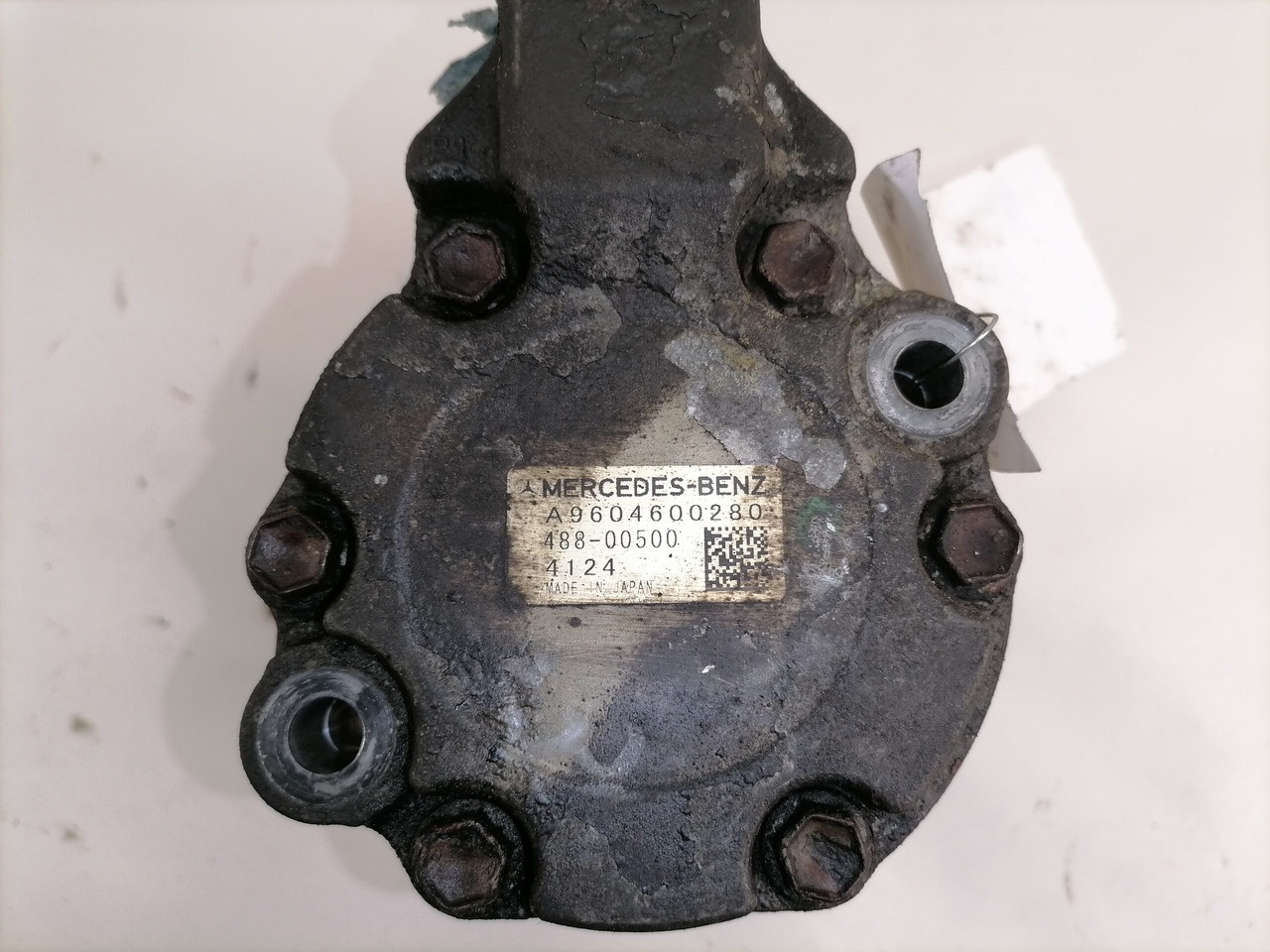 Mercedes-Benz Steering hydraulic pump A9604600280 - Upravljačka pumpa za Kamion: slika 4 Mercedes-Benz Steering hydraulic pump A9604600280 - Upravljačka pumpa za Kamion: slika 4