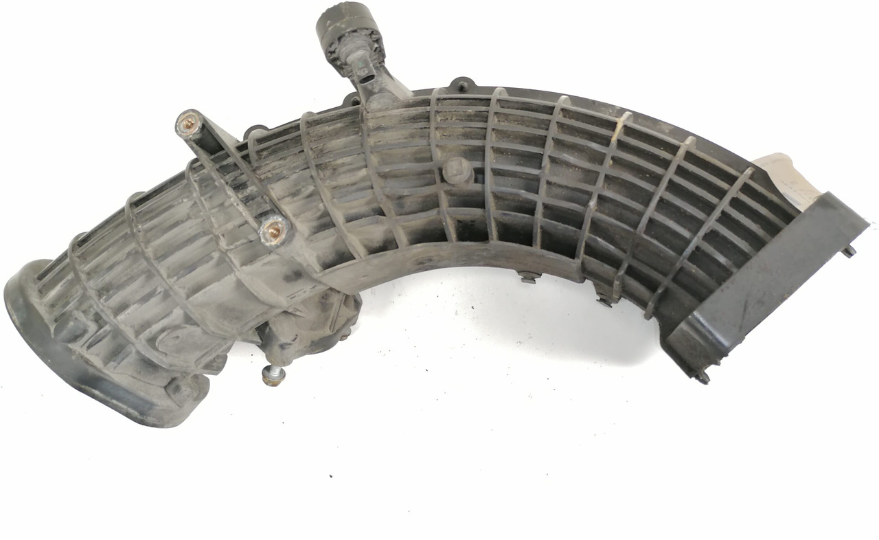 Mercedes-Benz intercooler pipe A4710902137 - Hladnjak za Kamion: slika 3 Mercedes-Benz intercooler pipe A4710902137 - Hladnjak za Kamion: slika 3