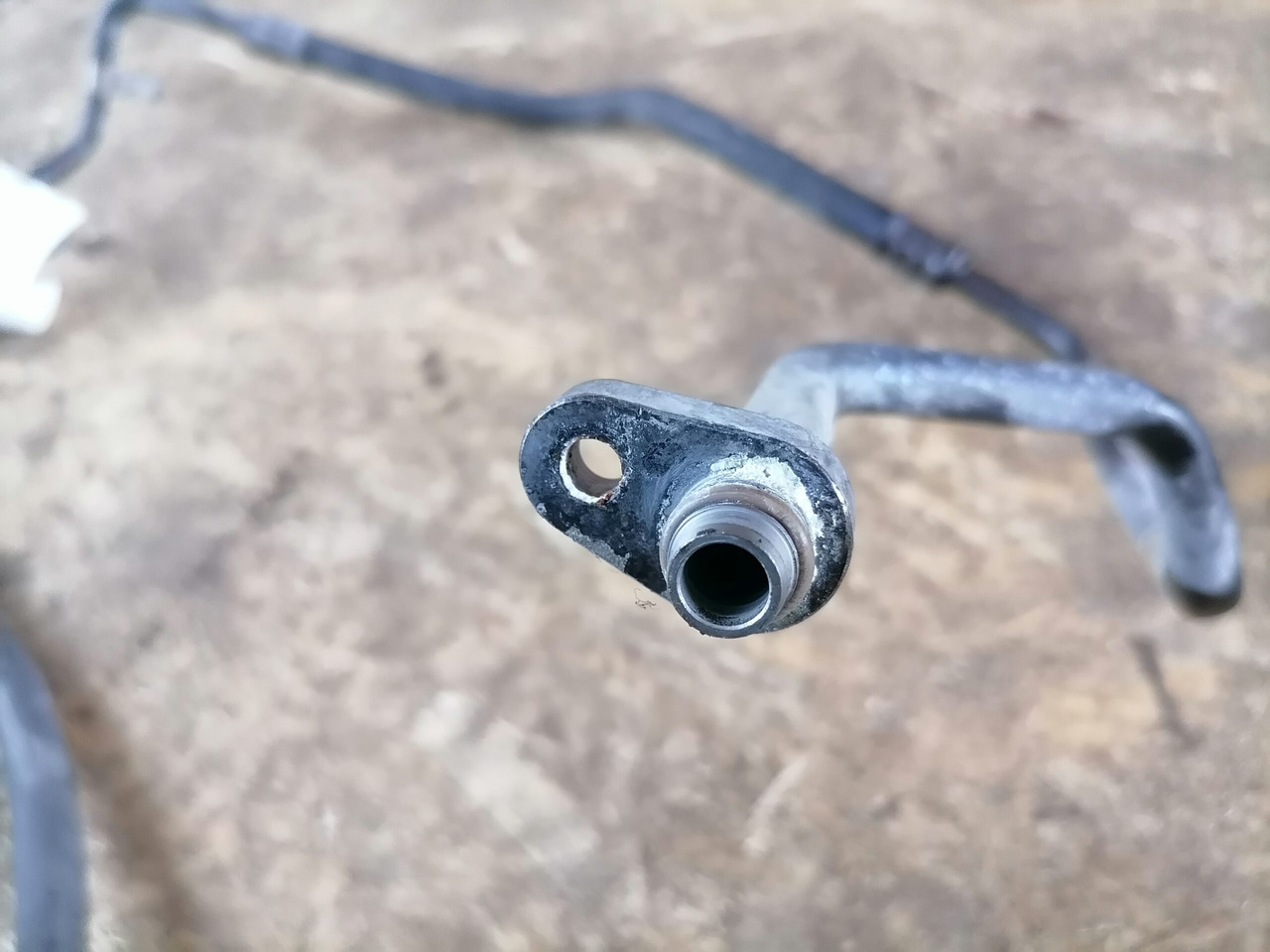 Scania A/C pipe 2030647 - Grejanje/ Ventilacija za Kamion: slika 4 Scania A/C pipe 2030647 - Grejanje/ Ventilacija za Kamion: slika 4