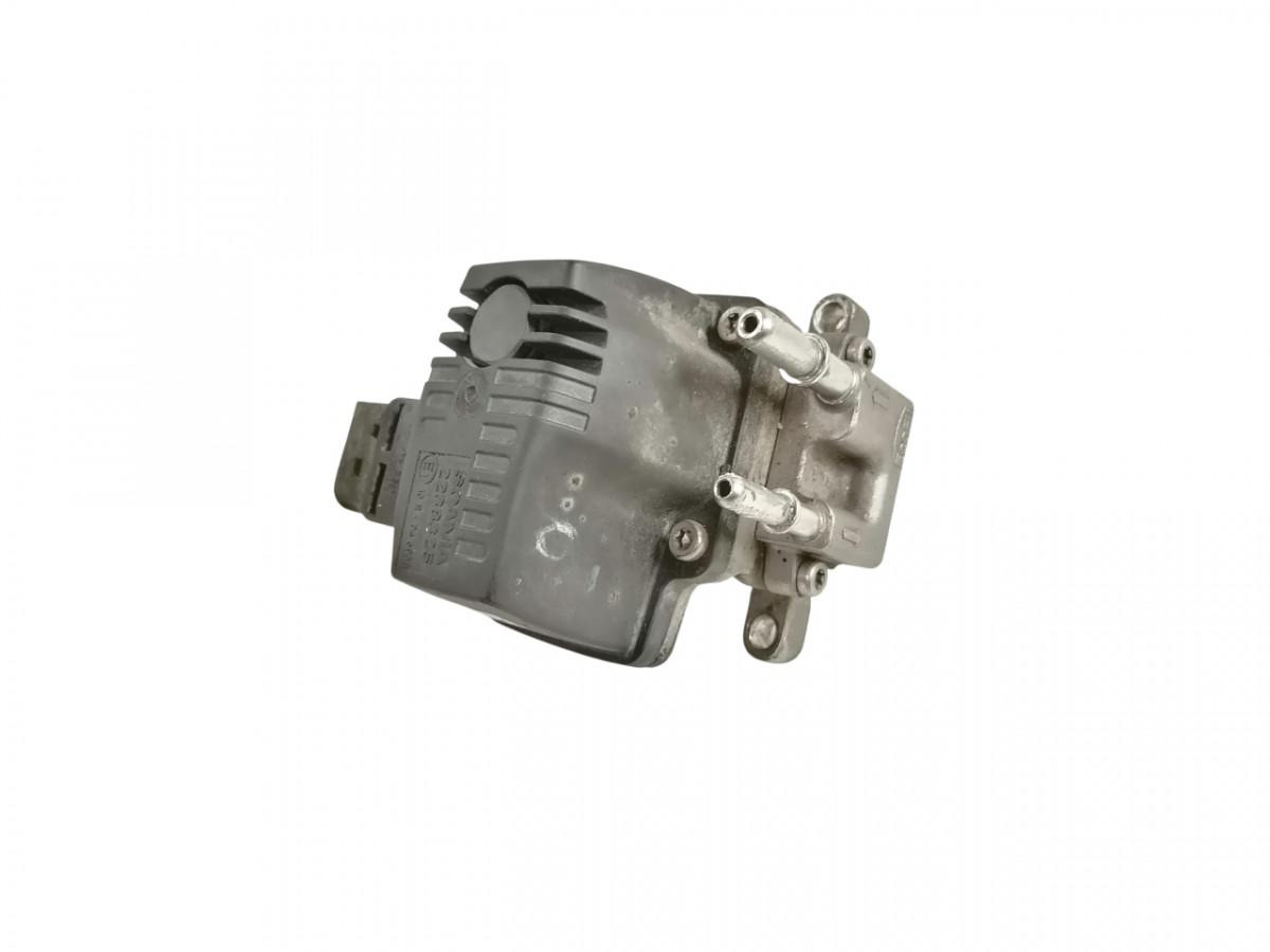 Scania ADBlue dosaator 2238325 - Obrada goriva/ Dostava goriva za Kamion: slika 1 Scania ADBlue dosaator 2238325 - Obrada goriva/ Dostava goriva za Kamion: slika 1