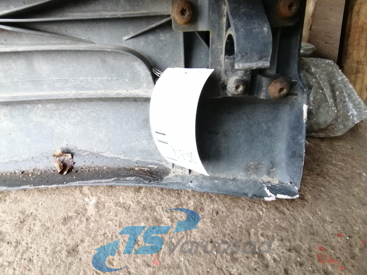 Scania Air deflector 1896199 - Aerodinamika/ Spojler za Kamion: slika 2 Scania Air deflector 1896199 - Aerodinamika/ Spojler za Kamion: slika 2