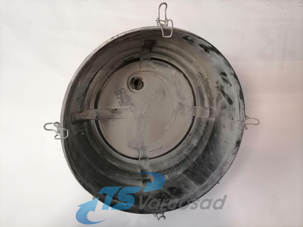 Scania Air filter housing cover 1387546 - Sistem za usis vazduha za Kamion: slika 2 Scania Air filter housing cover 1387546 - Sistem za usis vazduha za Kamion: slika 2