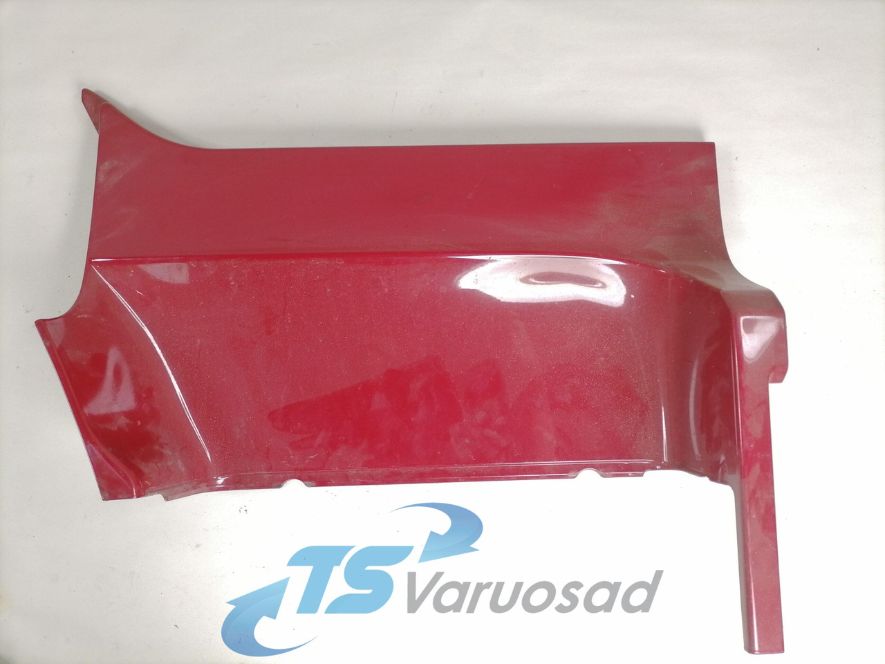 Scania Astmelaua plastik kate, ülemine parem 1442654 - Prag za Kamion: slika 1 Scania Astmelaua plastik kate, ülemine parem 1442654 - Prag za Kamion: slika 1