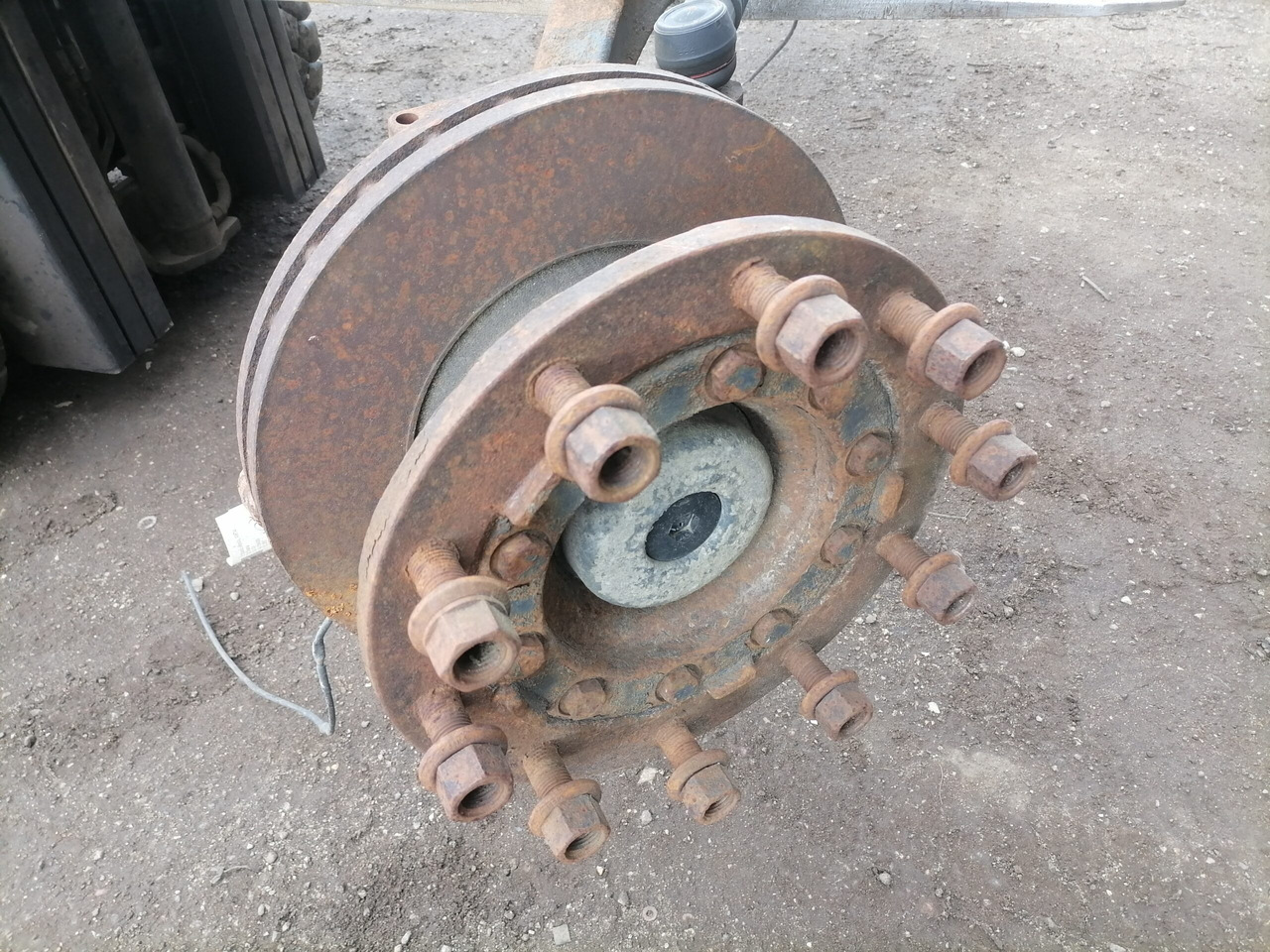 Scania Axel housing 1394399 - Prednja osovina za Kamion: slika 4 Scania Axel housing 1394399 - Prednja osovina za Kamion: slika 4