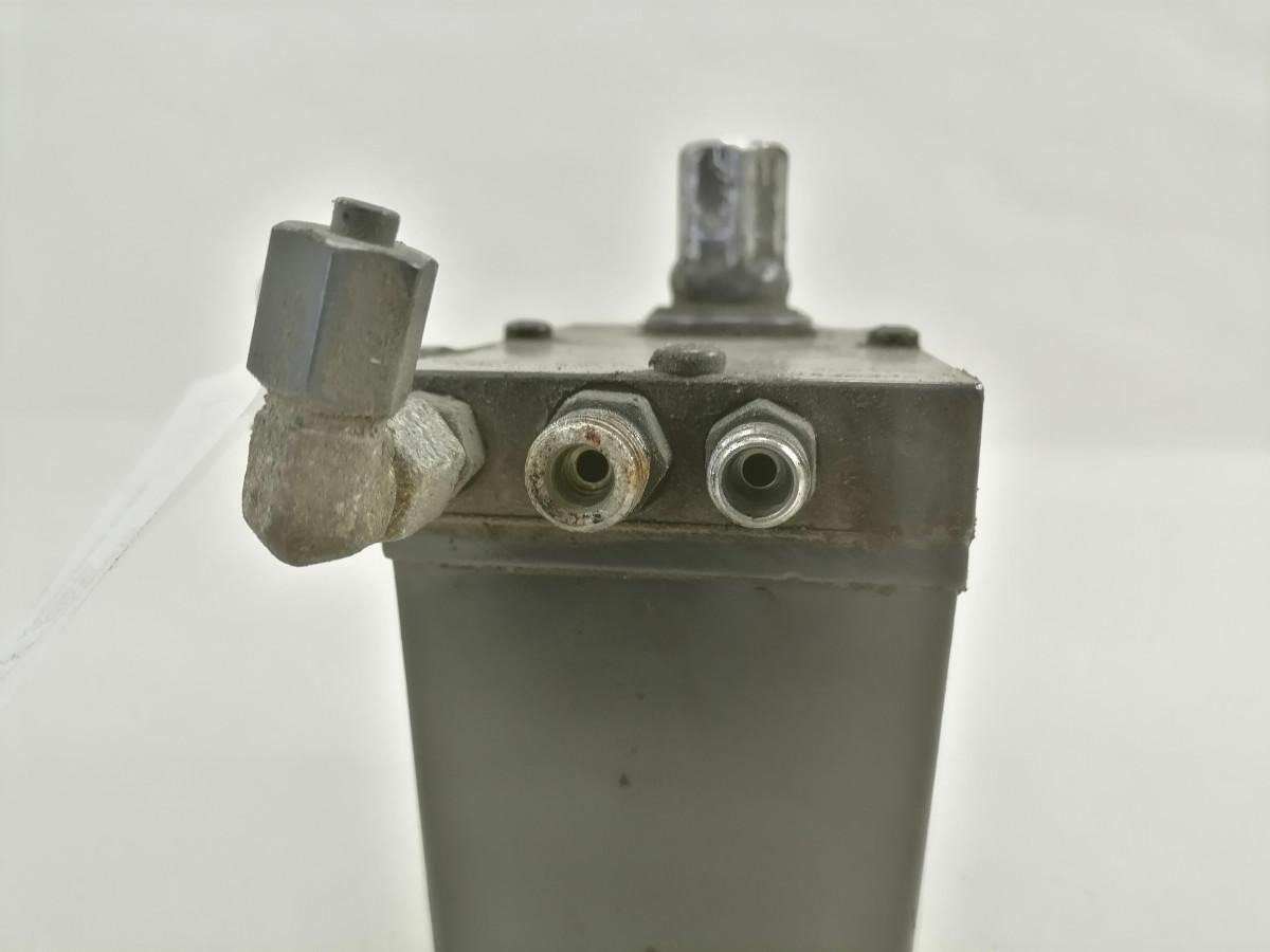 Scania Cab tilting pump 2081520 - Oslanjanje kabine za Kamion: slika 5 Scania Cab tilting pump 2081520 - Oslanjanje kabine za Kamion: slika 5