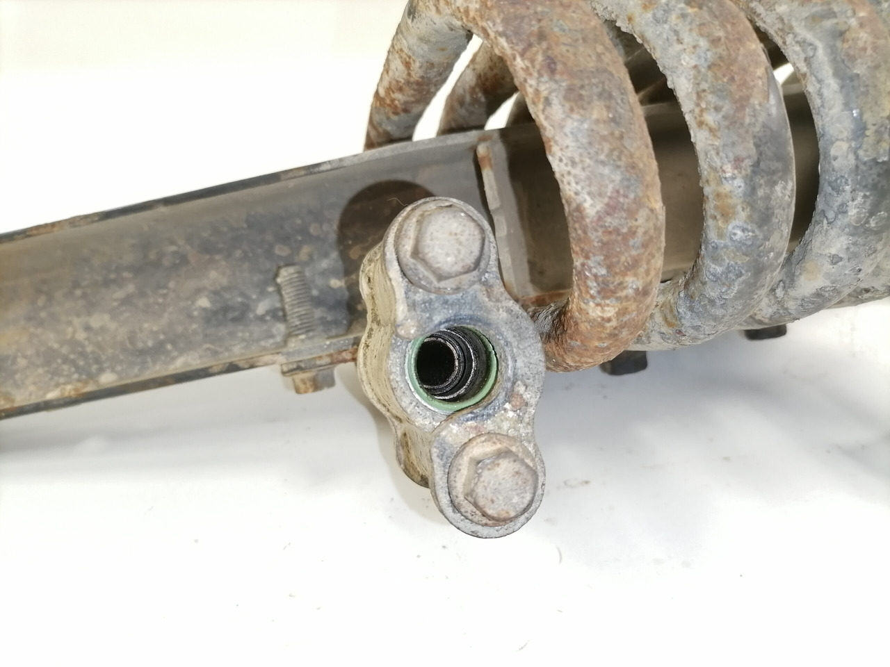 Scania Compressor air pipe 1747246 - Zračne kočnice za Kamion: slika 5 Scania Compressor air pipe 1747246 - Zračne kočnice za Kamion: slika 5