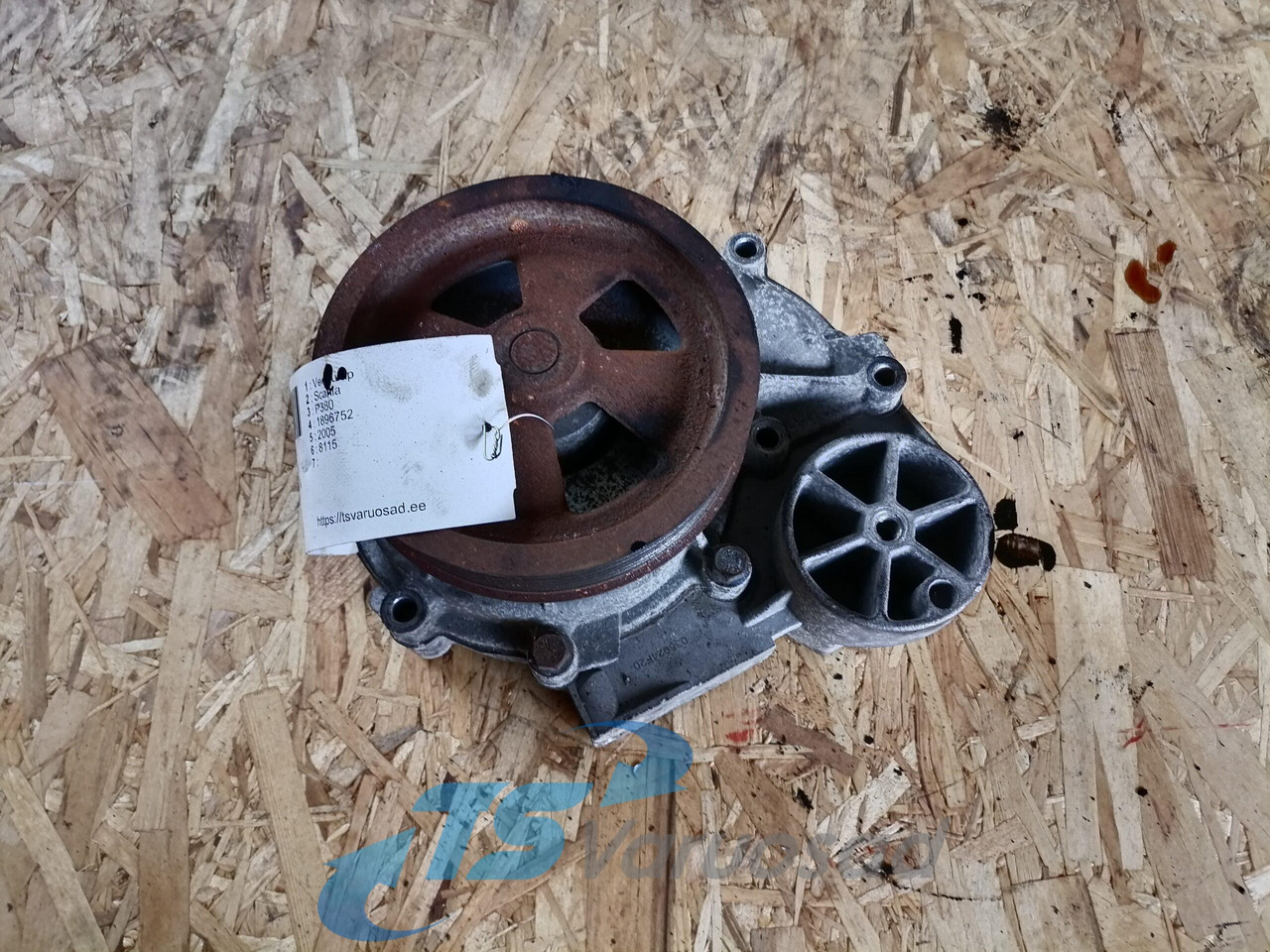 Scania Cooling pump 1896752 - Vodena pumpa za Kamion: slika 1 Scania Cooling pump 1896752 - Vodena pumpa za Kamion: slika 1