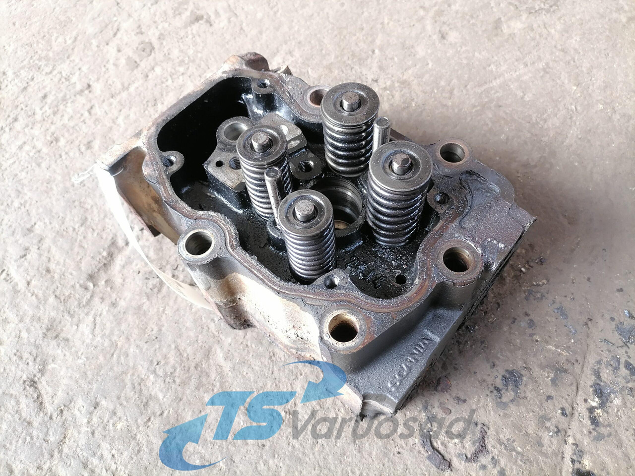 Scania Cylinder head 1522193 - Zaglavlje motora za Kamion: slika 1 Scania Cylinder head 1522193 - Zaglavlje motora za Kamion: slika 1