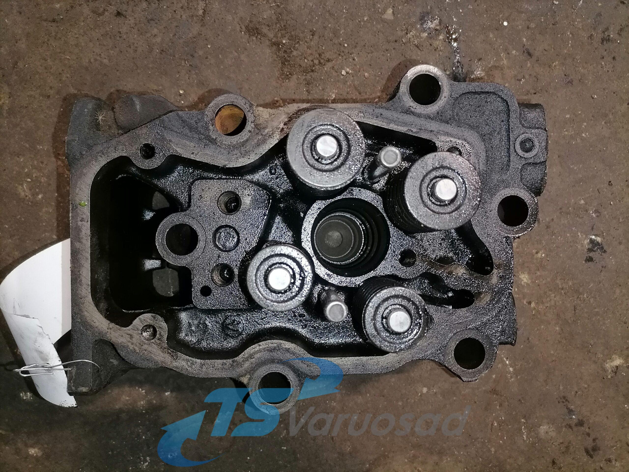 Scania Cylinder head, HPI 1522361 - Zaglavlje motora za Kamion: slika 3 Scania Cylinder head, HPI 1522361 - Zaglavlje motora za Kamion: slika 3