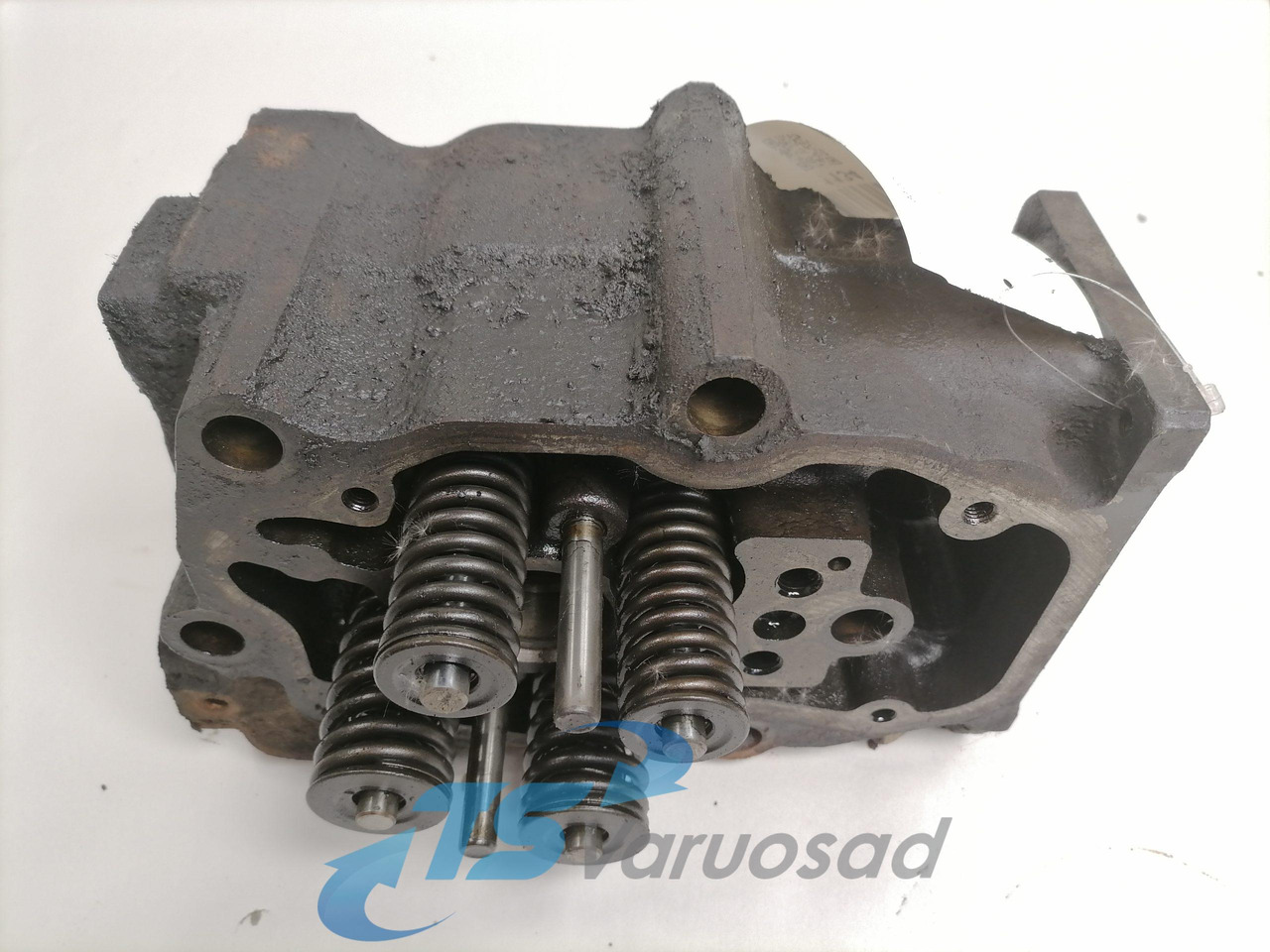 Scania Cylinder head, HPI 1522361 - Zaglavlje motora za Kamion: slika 1 Scania Cylinder head, HPI 1522361 - Zaglavlje motora za Kamion: slika 1