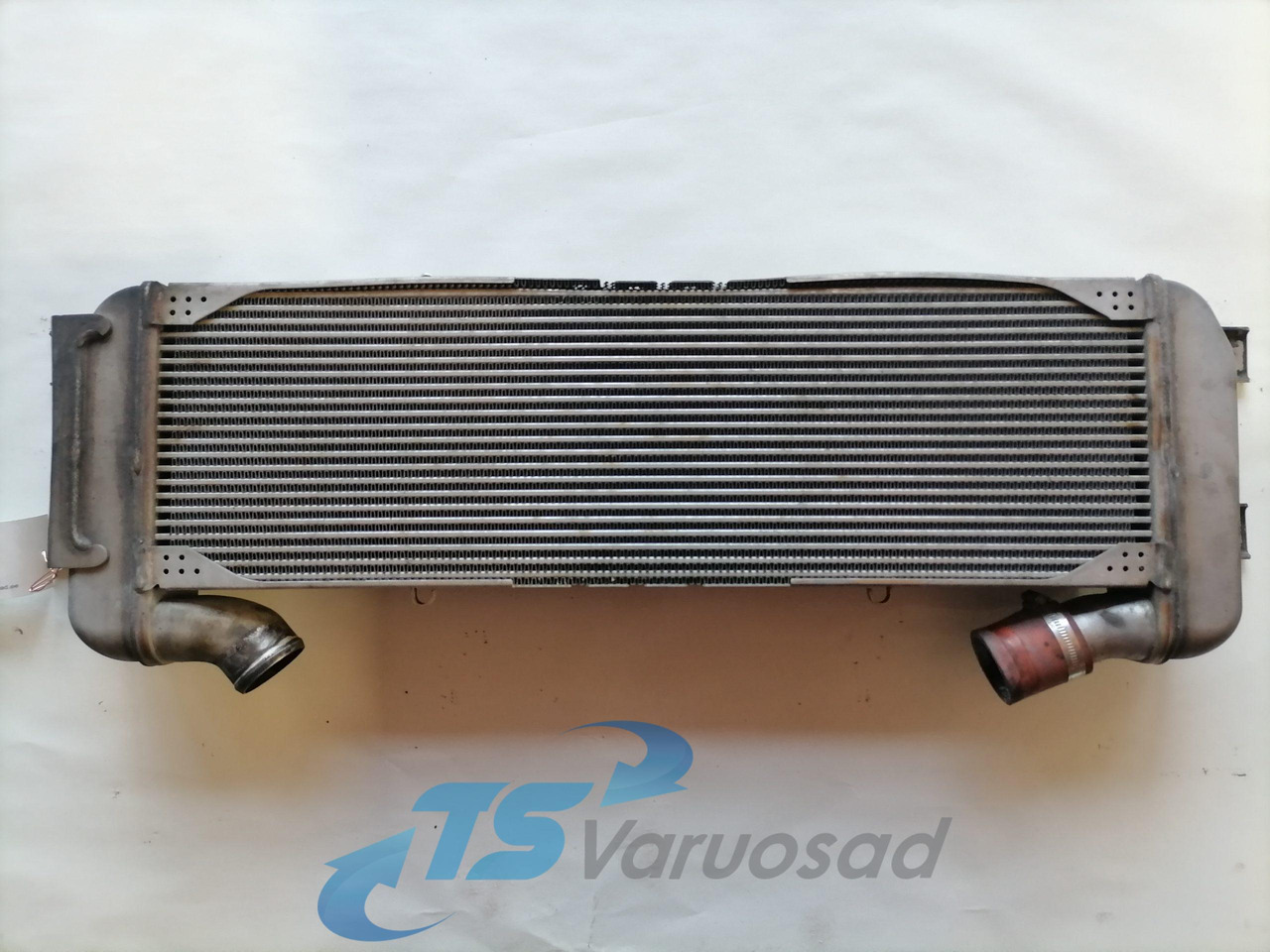 Scania EGR radiator 1785348 - EGR hladnjak za Kamion: slika 2 Scania EGR radiator 1785348 - EGR hladnjak za Kamion: slika 2