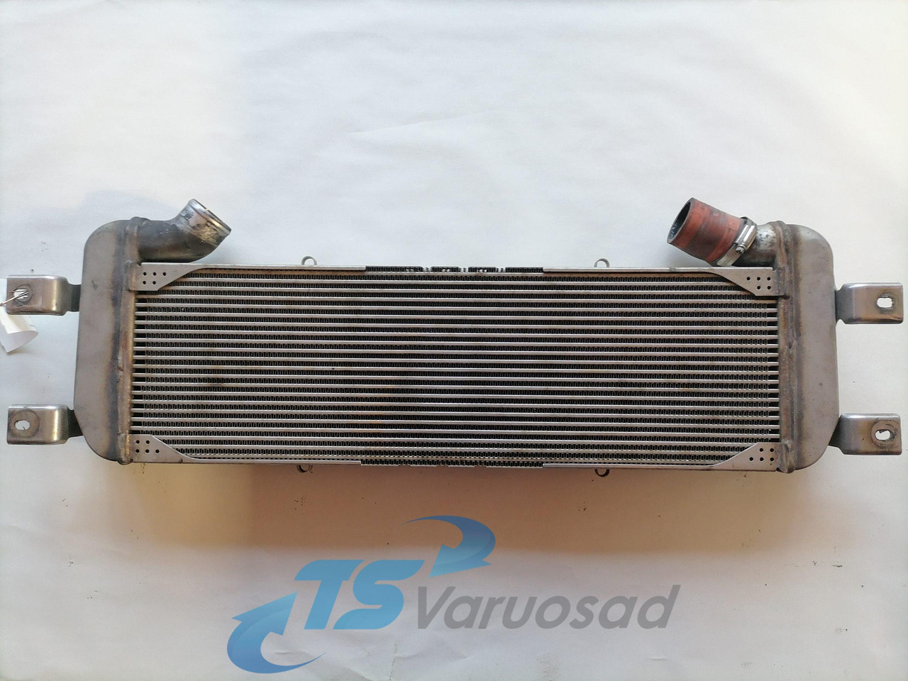 Scania EGR radiator 1785348 - EGR hladnjak za Kamion: slika 1 Scania EGR radiator 1785348 - EGR hladnjak za Kamion: slika 1