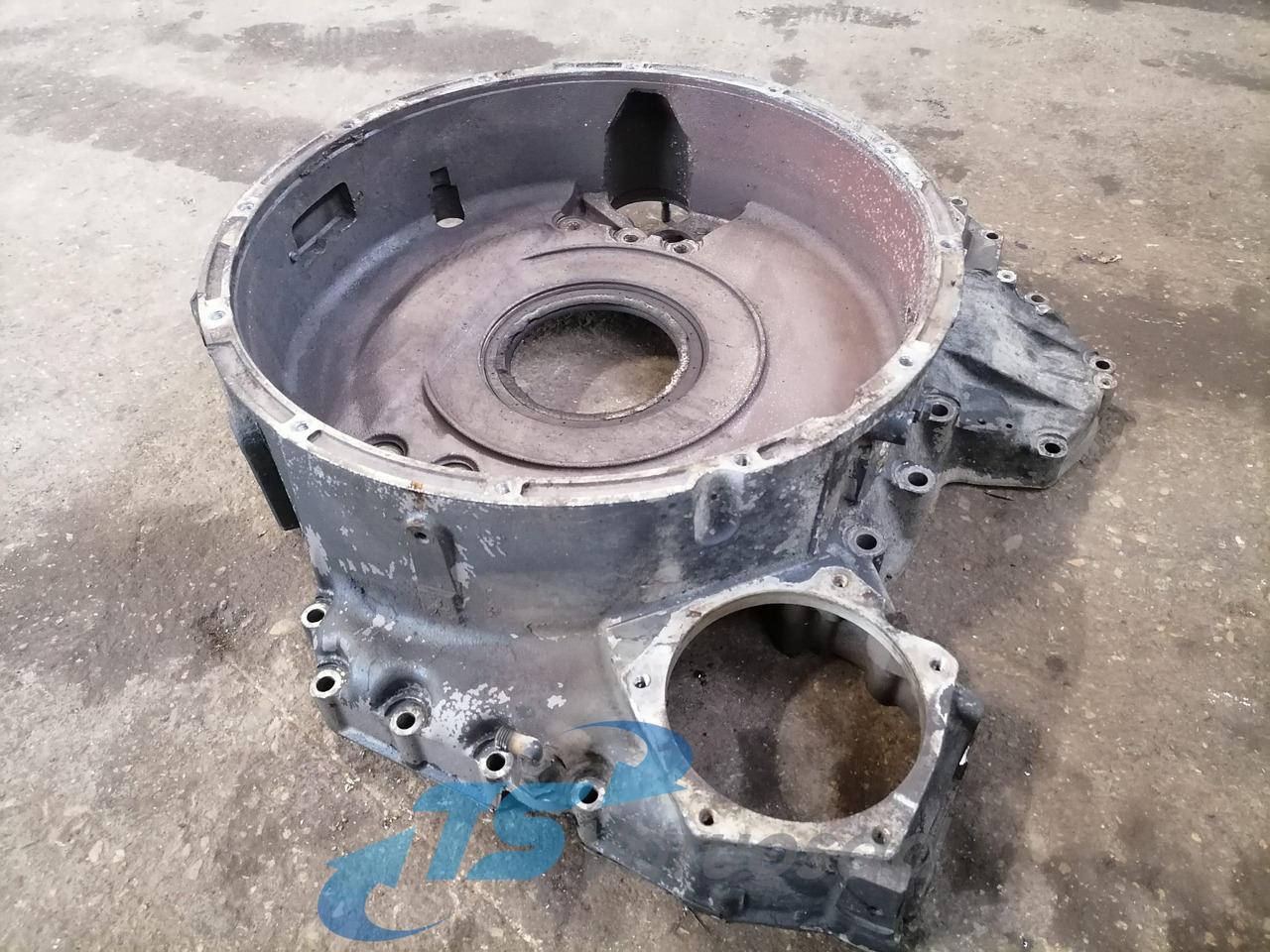 Scania Flywheel housing 1520268 - Zamajac za Kamion: slika 3 Scania Flywheel housing 1520268 - Zamajac za Kamion: slika 3