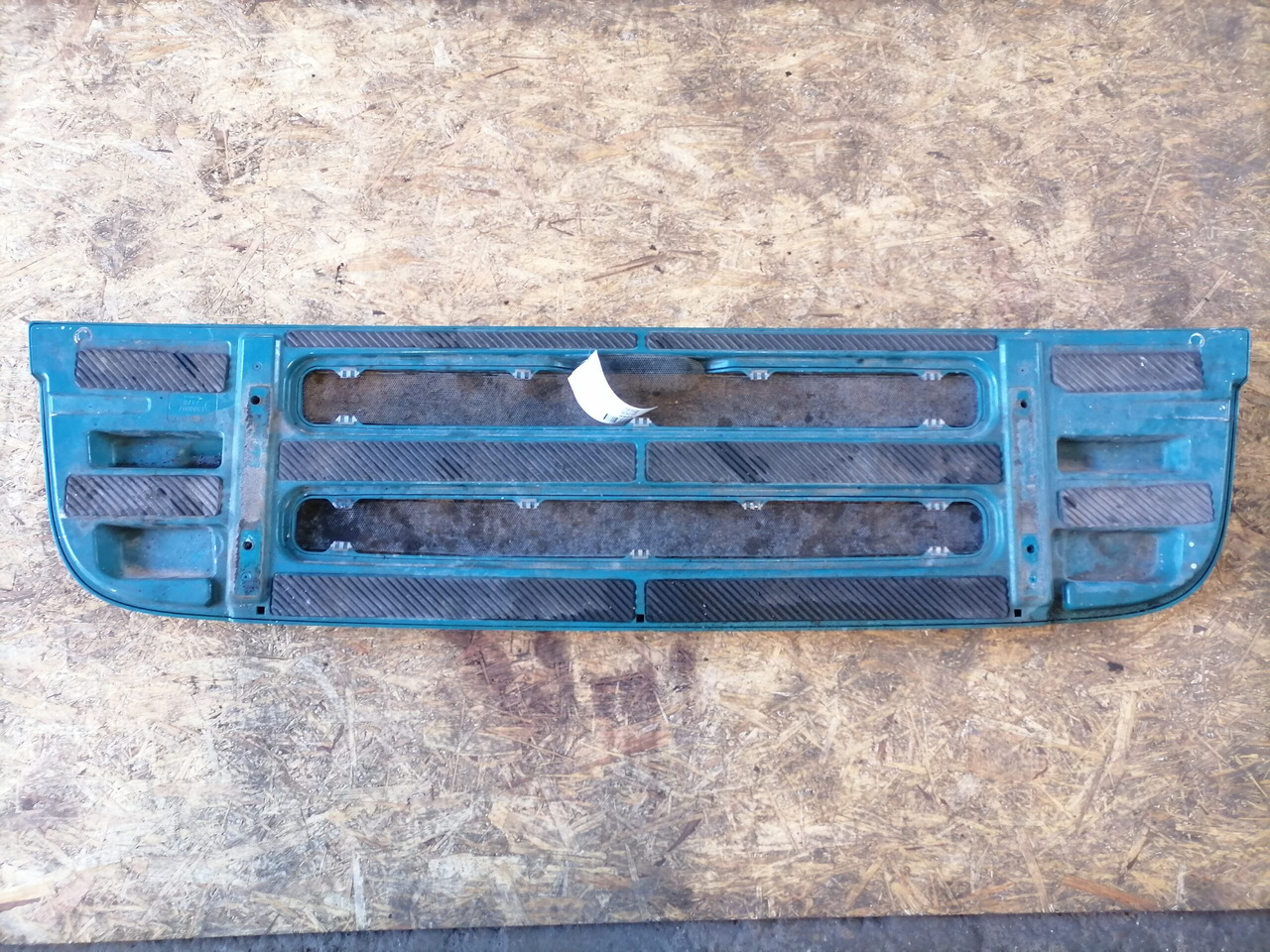 Scania Grille panel 1536807 - Rešetka za Kamion: slika 3 Scania Grille panel 1536807 - Rešetka za Kamion: slika 3