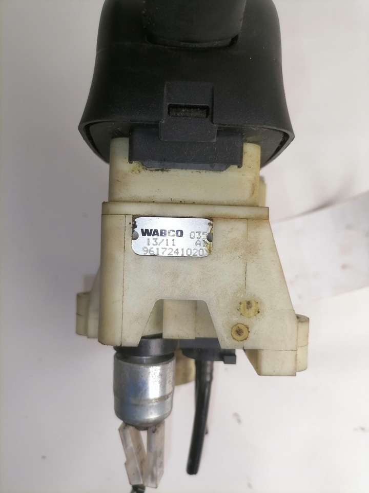 Scania Handbrake control lever 9617241020 - Univerzalni deo za Kamion: slika 4 Scania Handbrake control lever 9617241020 - Univerzalni deo za Kamion: slika 4