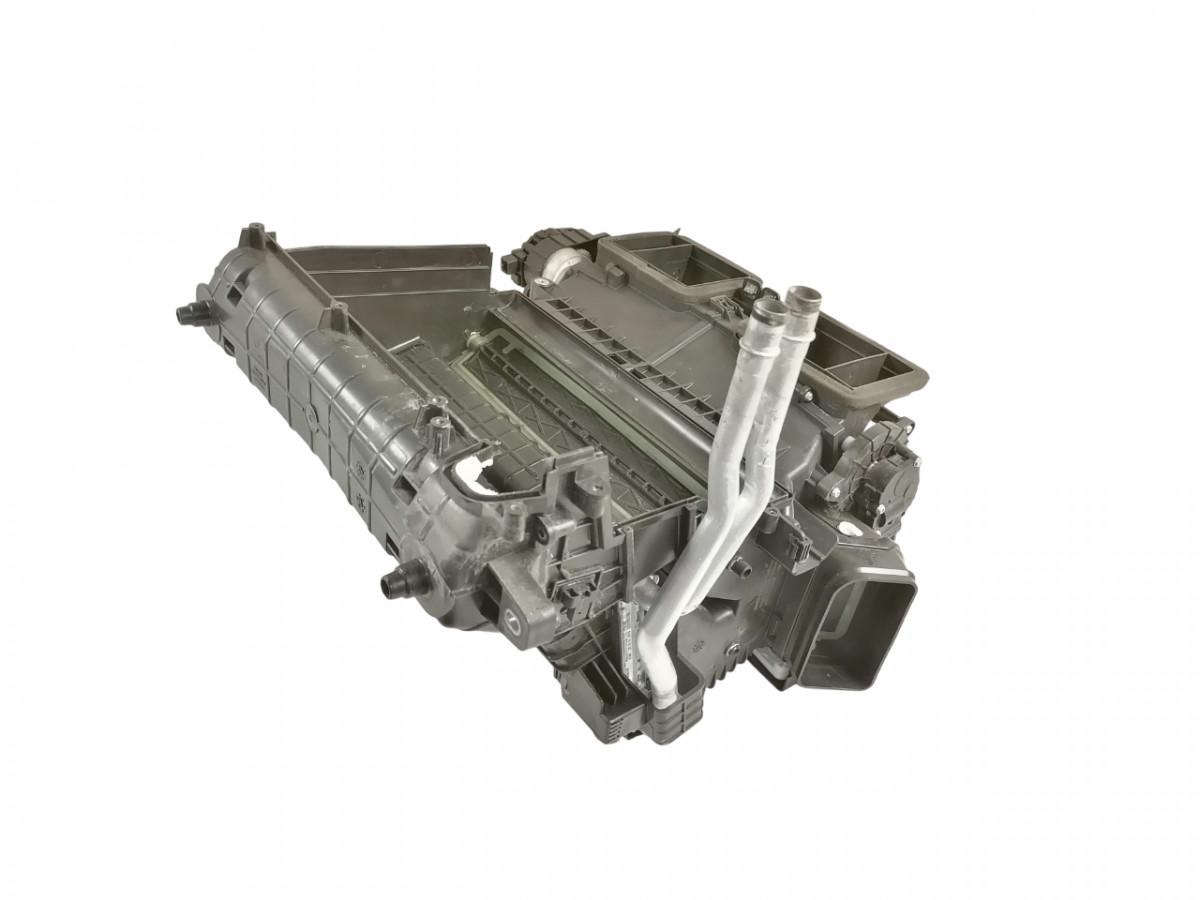 Scania Heating unit 2878950 - Univerzalni deo za Kamion: slika 1 Scania Heating unit 2878950 - Univerzalni deo za Kamion: slika 1