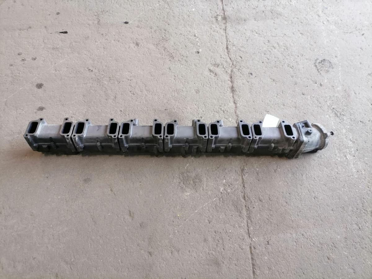 Scania Intake mainfold 1530132 - Usisna grana za Kamion: slika 3 Scania Intake mainfold 1530132 - Usisna grana za Kamion: slika 3
