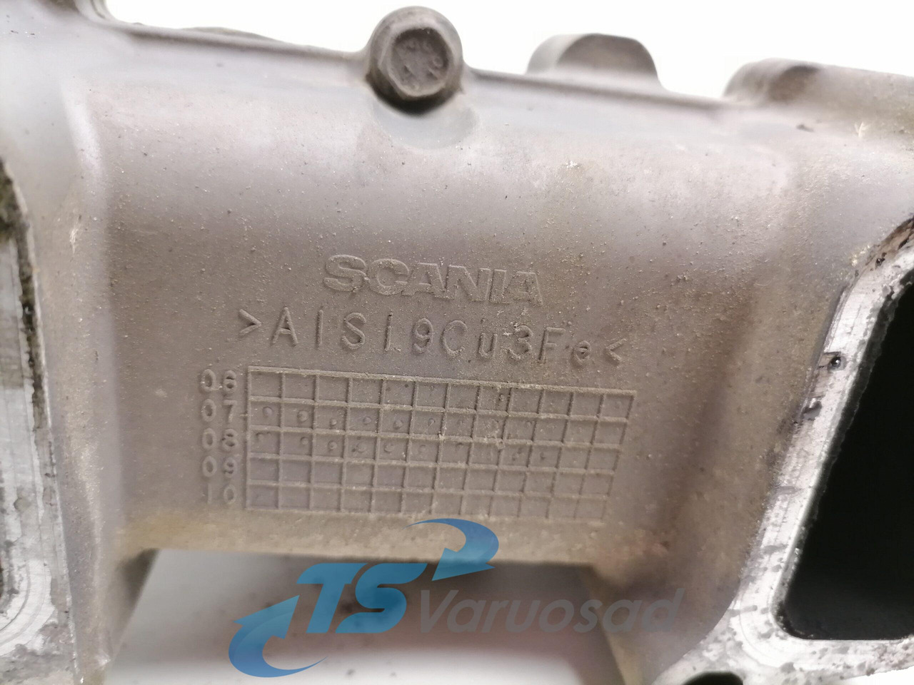 Scania Intake mainfold 1893329 - Usisna grana za Kamion: slika 5 Scania Intake mainfold 1893329 - Usisna grana za Kamion: slika 5