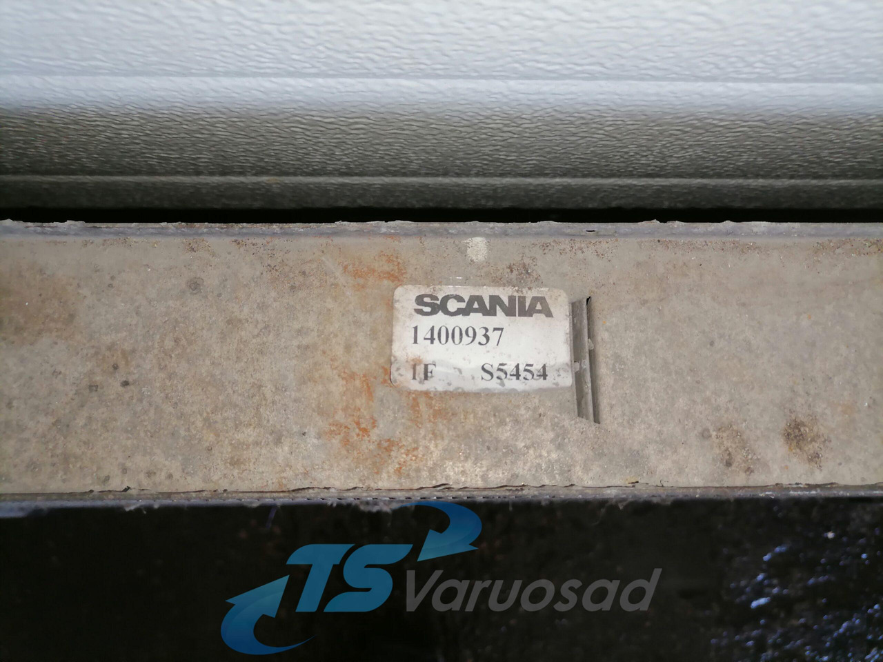 Scania Intercooler radiator 1400937 - Hladnjak za Kamion: slika 5 Scania Intercooler radiator 1400937 - Hladnjak za Kamion: slika 5