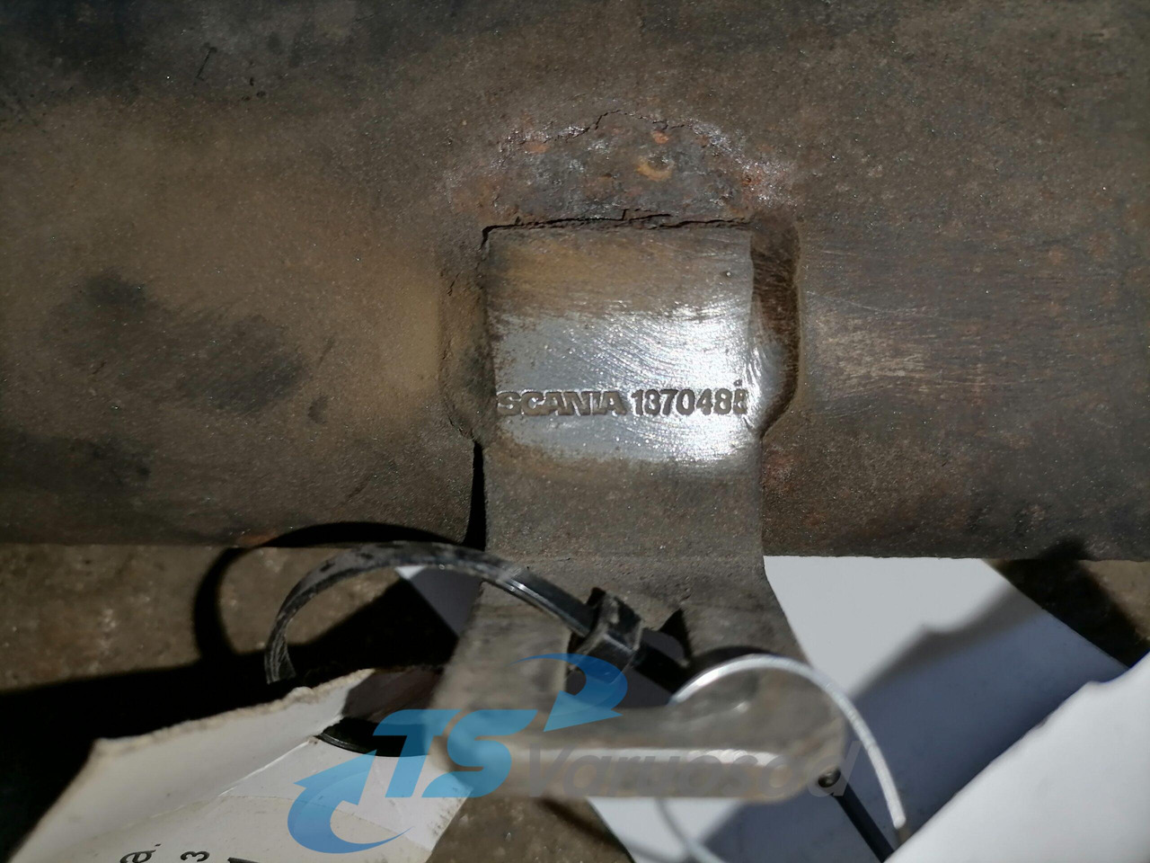 Scania Jahutusvedeliku toru, retarder 1370485 - Sistem za hlađenje za Kamion: slika 2 Scania Jahutusvedeliku toru, retarder 1370485 - Sistem za hlađenje za Kamion: slika 2