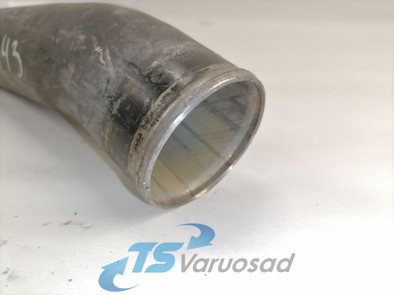 Scania Jahutusvedeliku toru, retarder 1779400 - Sistem za hlađenje za Kamion: slika 4 Scania Jahutusvedeliku toru, retarder 1779400 - Sistem za hlađenje za Kamion: slika 4