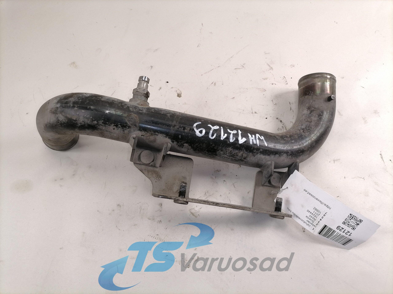 Scania Jahutusvedeliku toru, retarder 1824446 - Sistem za hlađenje za Kamion: slika 2 Scania Jahutusvedeliku toru, retarder 1824446 - Sistem za hlađenje za Kamion: slika 2