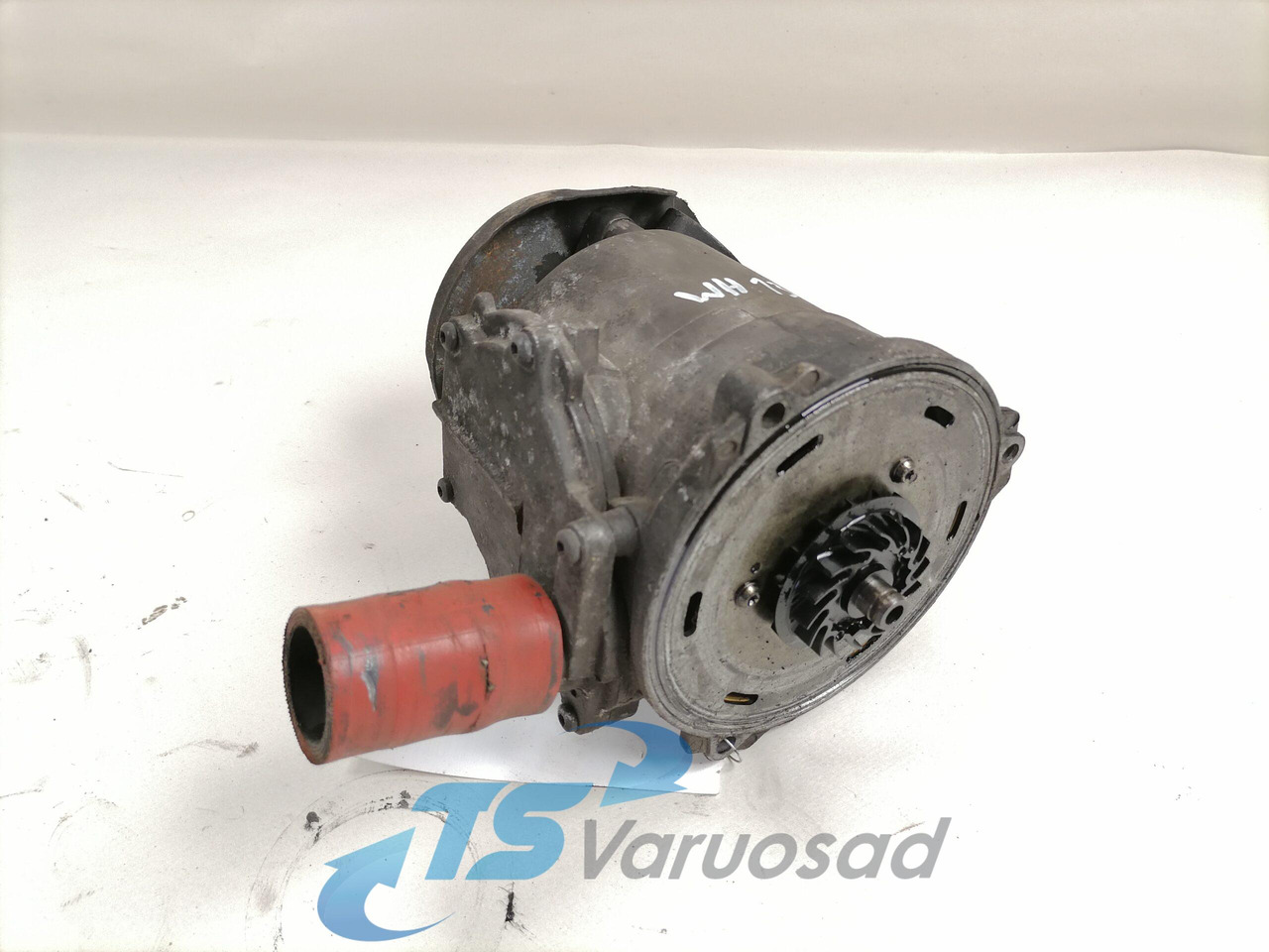 Scania Karterituulutuse õliaurude separaator 1921821 - Karter za Kamion: slika 2 Scania Karterituulutuse õliaurude separaator 1921821 - Karter za Kamion: slika 2