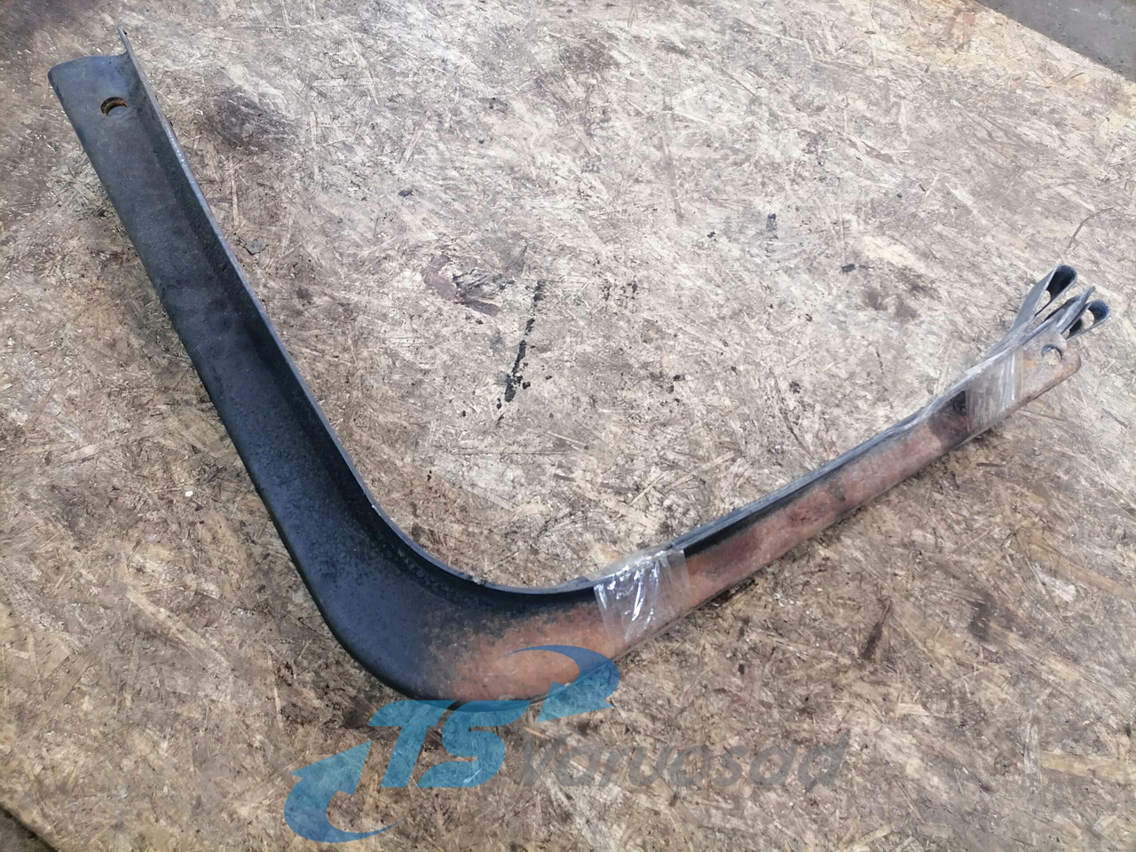 Scania Kütusepaagi kandur, Scania 1528906 - Rezervoar za gorivo za Kamion: slika 2 Scania Kütusepaagi kandur, Scania 1528906 - Rezervoar za gorivo za Kamion: slika 2