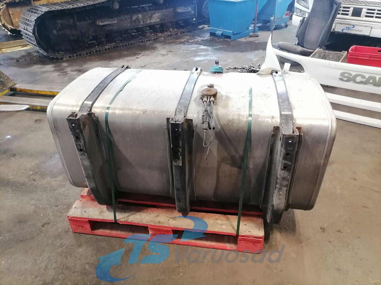 Scania Kütusepaak 600L 1871191 - Rezervoar za gorivo za Kamion: slika 5 Scania Kütusepaak 600L 1871191 - Rezervoar za gorivo za Kamion: slika 5